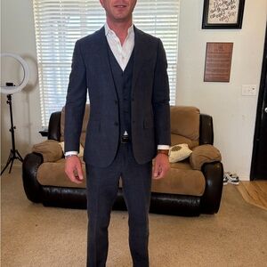 Suitsupply Navy Slim-Fit Three-Piece Suit